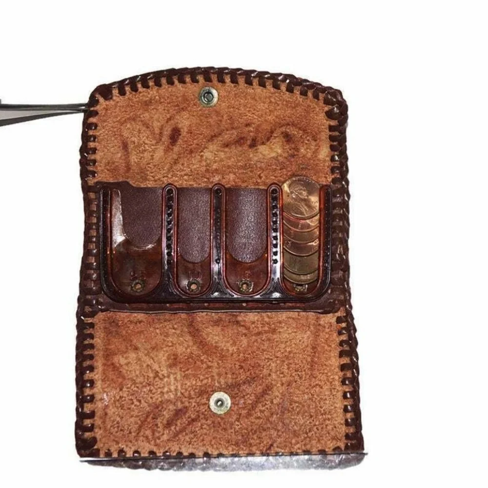 Vintage Tooled‎ Leather Change Holder Wallet Coins